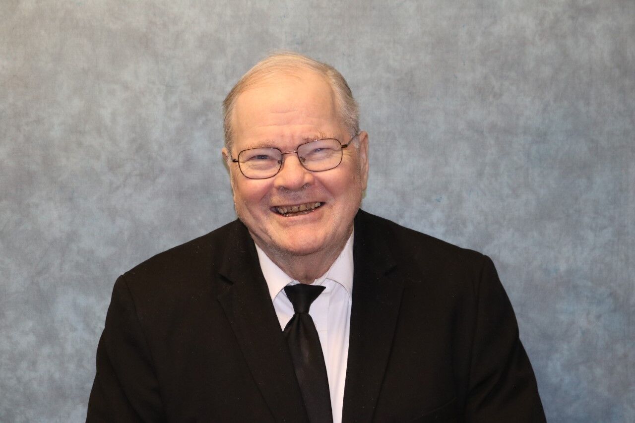 Harry E. Hewitt
